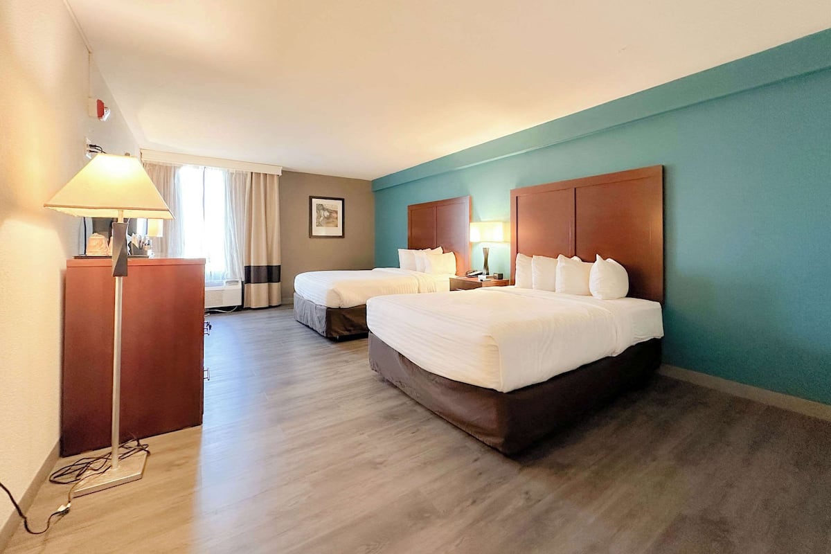 1 bedroom, pillowtop beds, in-room safe, desk