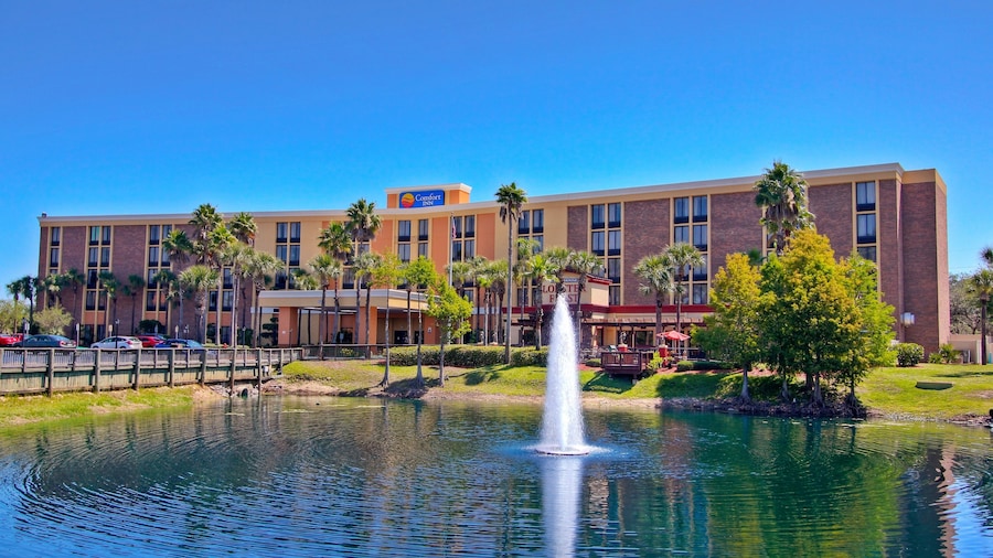 Comfort Inn & Suites Kissimmee by the Parks
