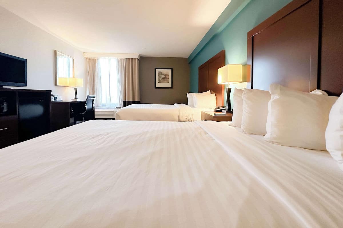 1 bedroom, pillowtop beds, in-room safe, desk