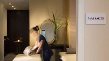 Couples treatment rooms, body treatments, body scrubs, facials, massages
