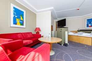 Chambre Confort, 1 lit double (Cozy Sitting Corner) | Literie hypoallergénique, bureau