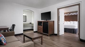Suite, 1 King Bed, Non Smoking, Refrigerator & Microwave | Premium bedding, in-room safe, desk, laptop workspace