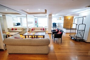 Sala de estar en el lobby