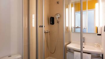 Double Room, Non Smoking | Bathroom
