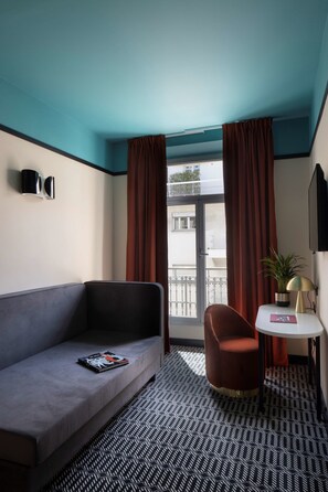 Superior kamer, 1 queensize bed, niet-roken (with Single Sofabed) | Luxe beddengoed, pillowtop-bedden, een minibar met enkele gratis items