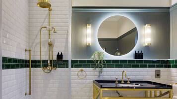 Douche de la salle de bain