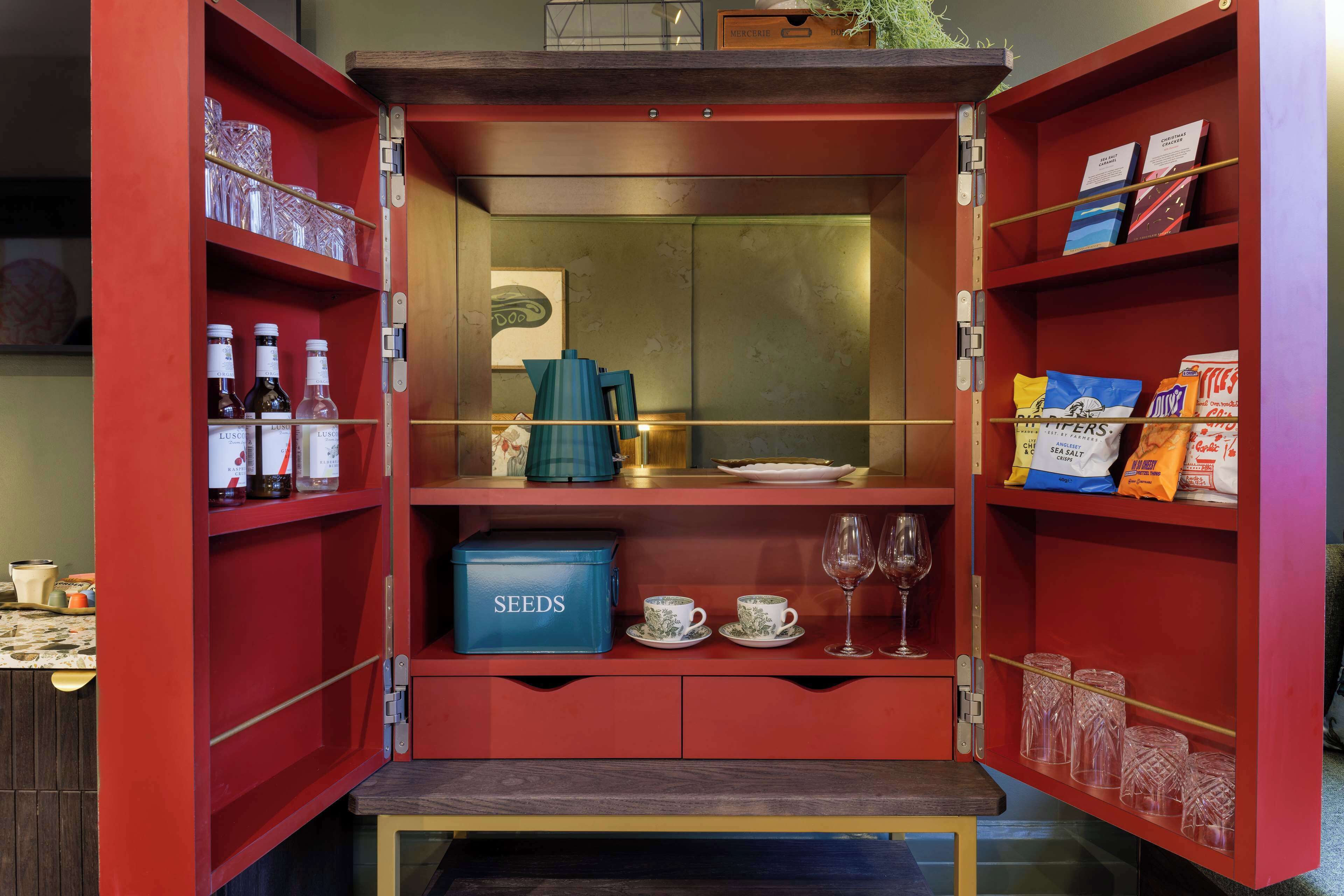 in-room safe, desk, soundproofing, iron/ironing board