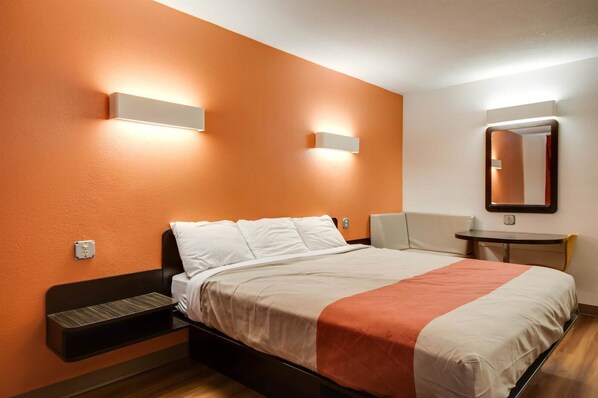 Soundproofing, free WiFi, bed sheets