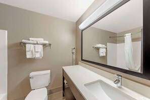 Desk, laptop workspace, iron/ironing board, free WiFi