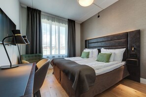 Desk, iron/ironing board, cribs/infant beds, WiFi - Home Hotel Victoria (Jonkoping)