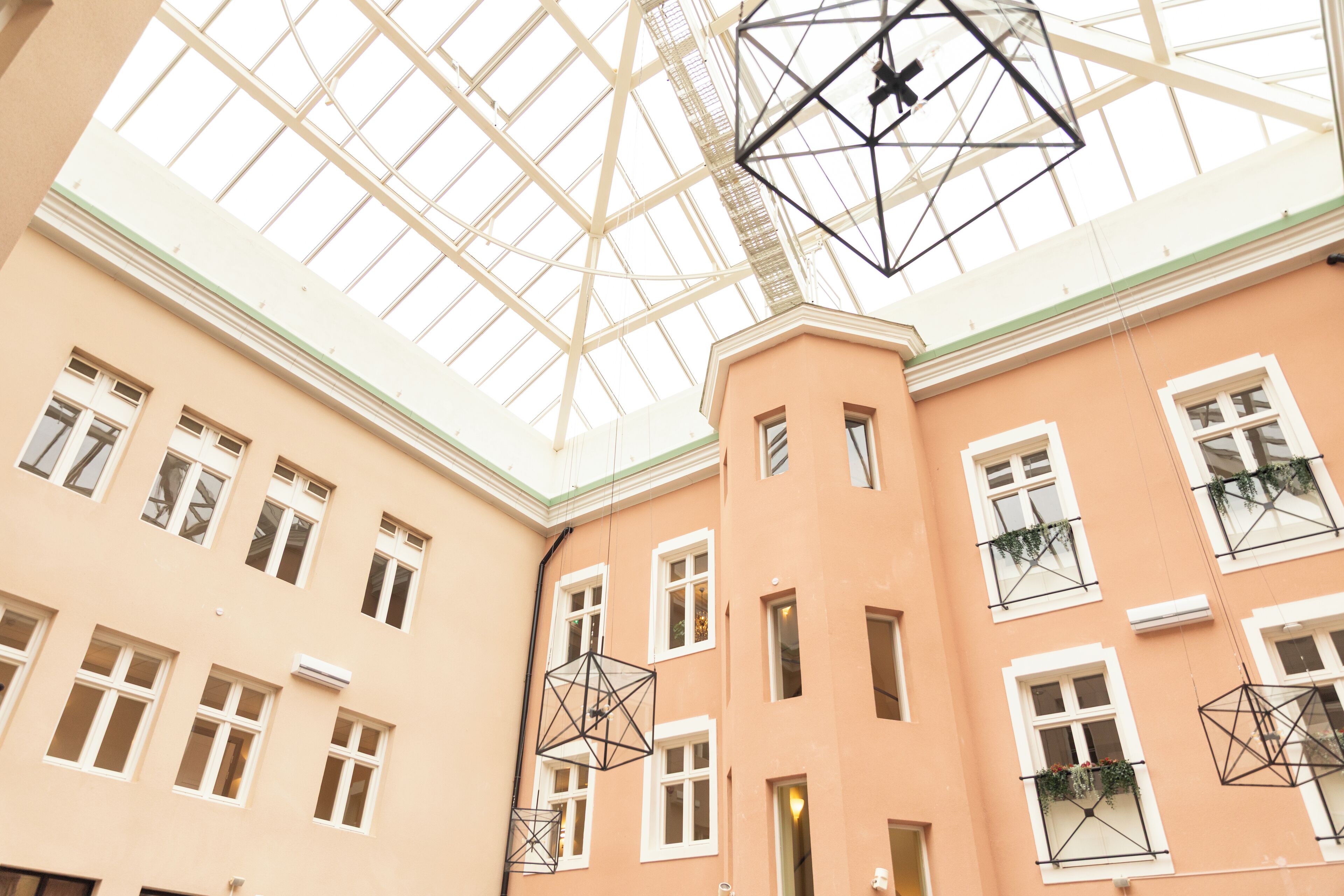 Breakfast and dinner served, Modern European cuisine