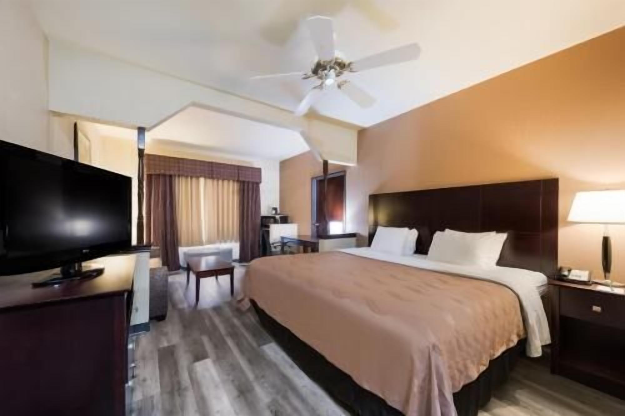 Iron/ironing board, rollaway beds, free WiFi, bed sheets
