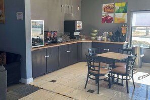 Free continental breakfast