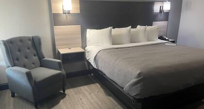 Quality Suites Abilene Mall Area