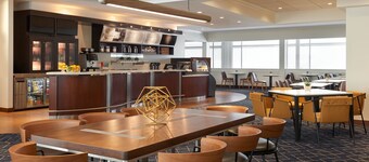 Courtyard by Marriott Downtown Ottawa