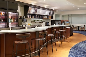 Bar (en el alojamiento)