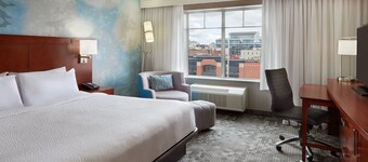 Courtyard by Marriott Downtown Ottawa