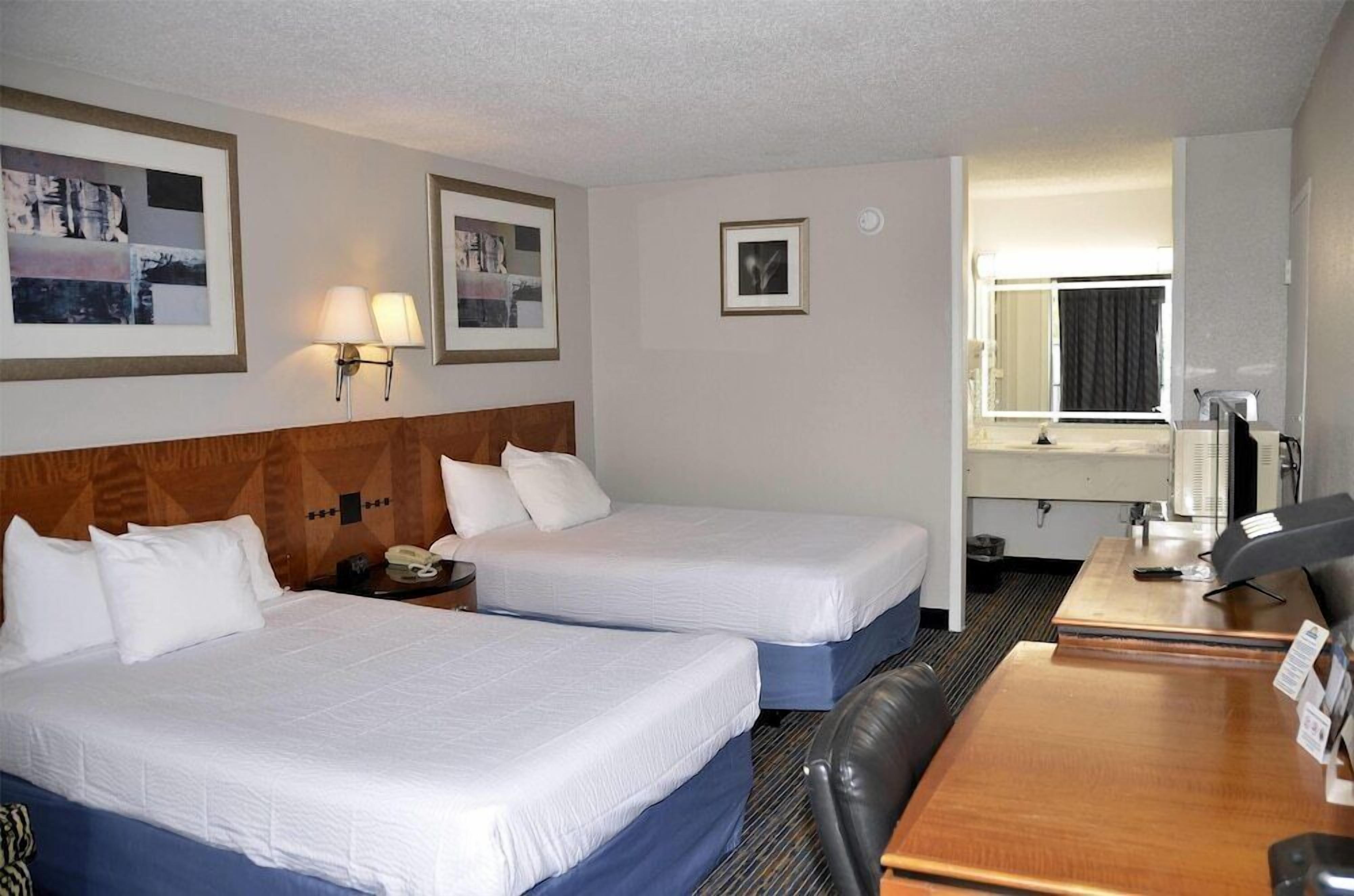 Desk, blackout drapes, iron/ironing board, free WiFi