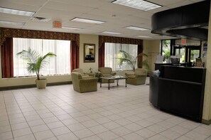 Lobby - Days Inn by Wyndham Luray Shenandoah (Luray)