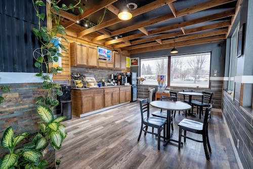 Days Inn by Wyndham Burns