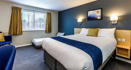 Days Inn by Wyndham Fleet M3