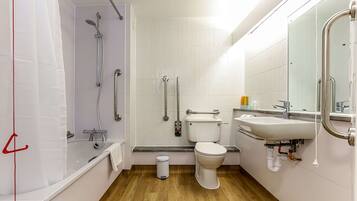 Combined shower/bathtub, eco-friendly toiletries, hair dryer, towels