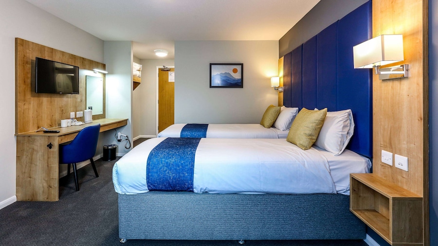 Days Inn by Wyndham Warwick North M40