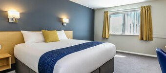 Days Inn by Wyndham Sheffield M1