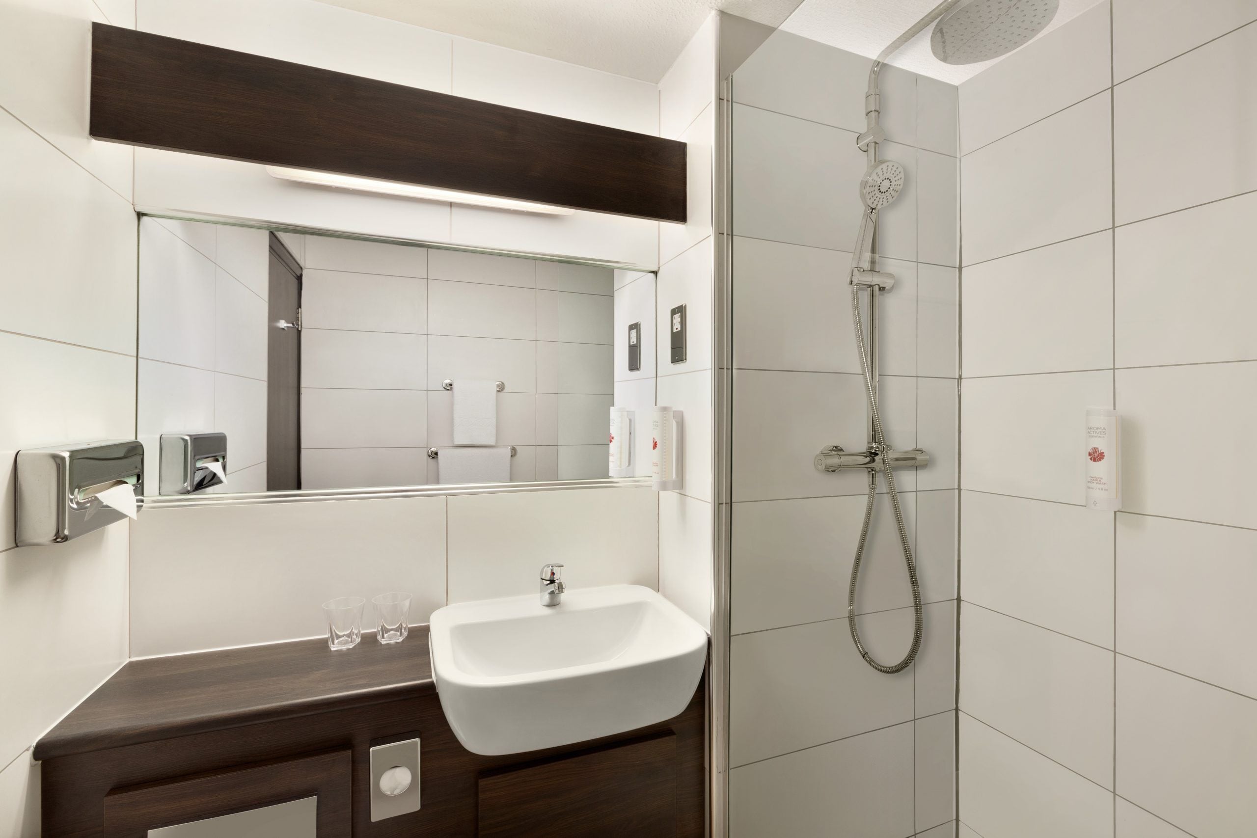 舒適客房, 非吸煙房 | 浴室 | 環保盥洗用品、吹風機、毛巾