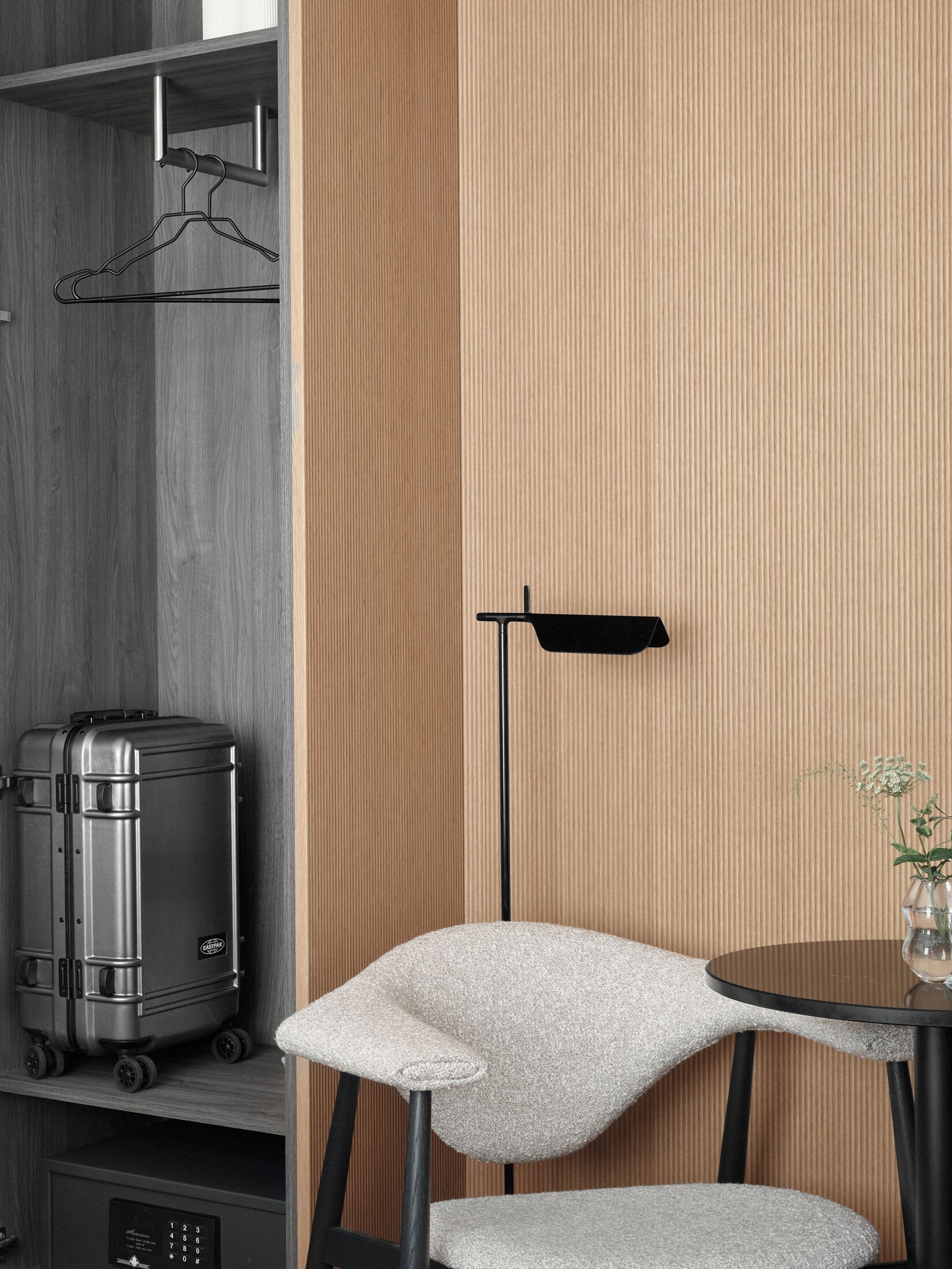 저자극성 침구, 객실 내 금고, 노트북 작업 공간, 방음 설비