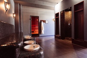 Sauna, masajes