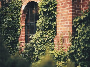 Exterior detail - Gastwerk Hotel Hamburg (Hamburg)