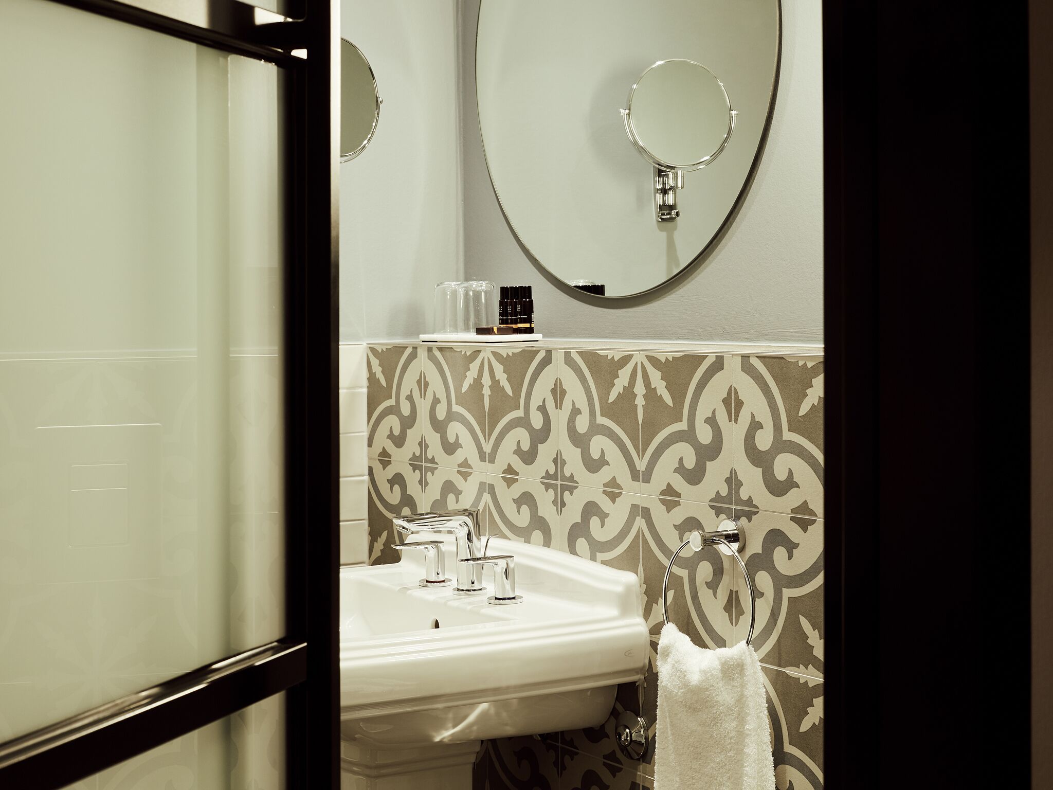 l loft | bathroom | eco-friendly toiletries, hair dryer, slippers, towels