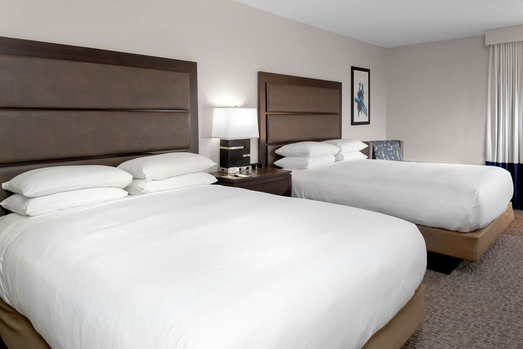 Premium bedding, in-room safe, desk, blackout drapes