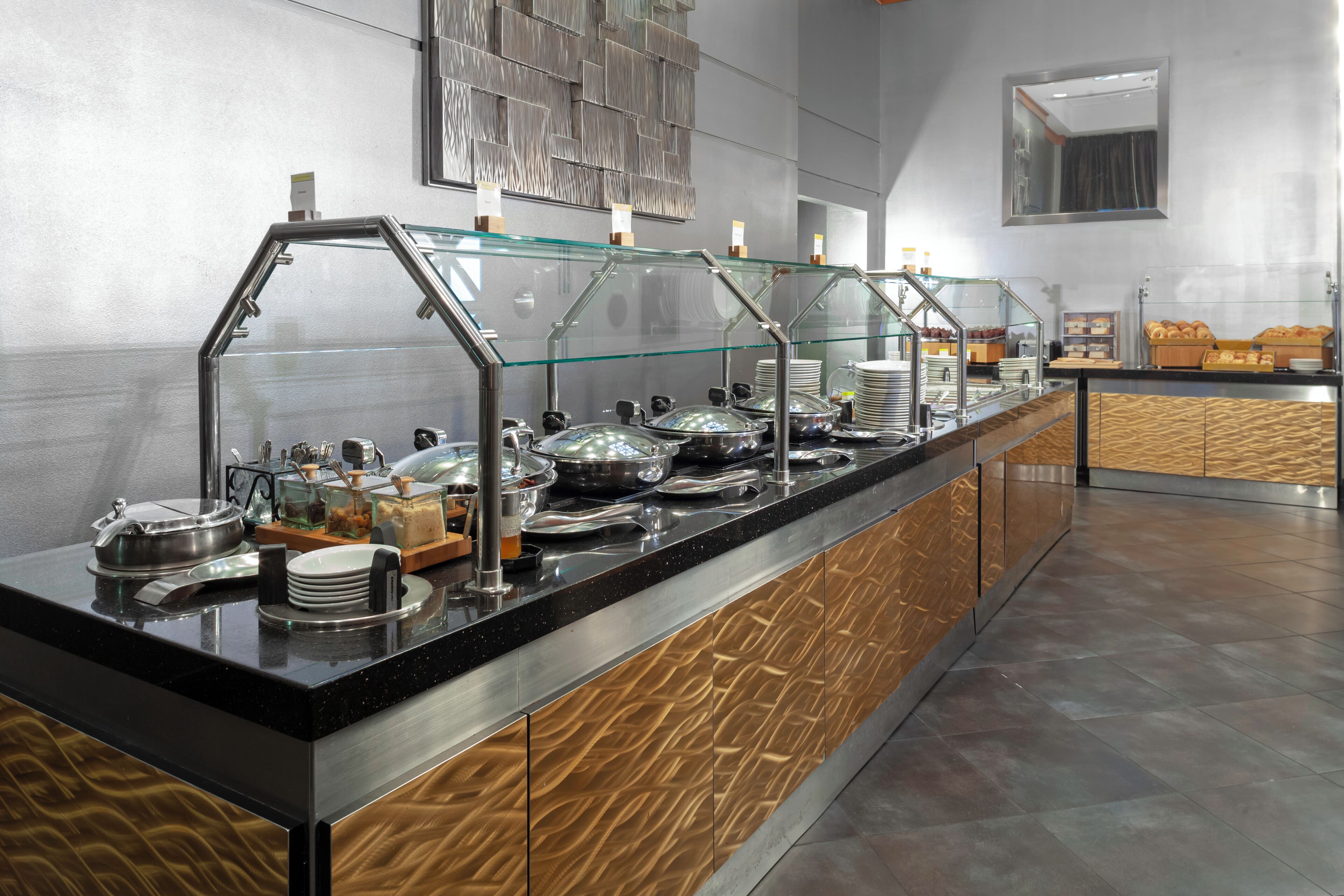 daily full breakfast for a fee