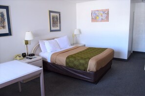 Iron/ironing board, free WiFi, bed sheets