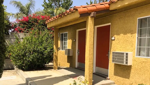 The Valley Motel Reviews, Deals & Photos 2024 - Expedia