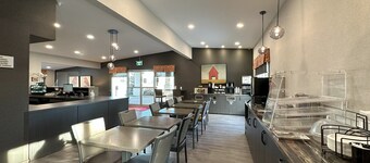 Econo Lodge Lethbridge