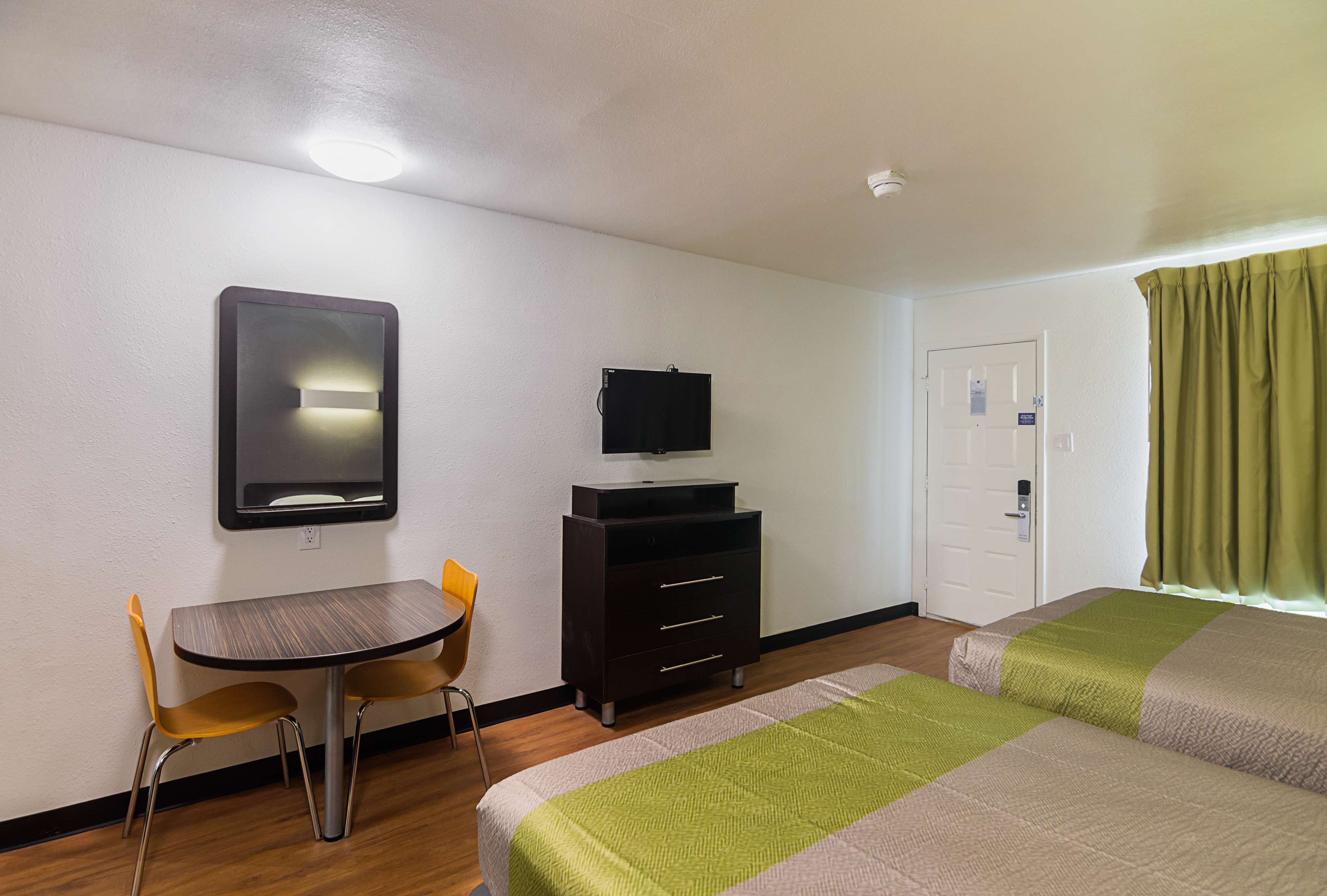Iron/ironing board (on request), WiFi (free), bed sheets