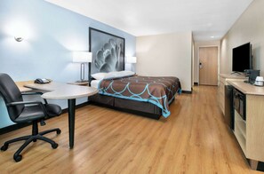 Kamar, 1 Tempat Tidur King, Bebas Asap Rokok | Minibar, setrika/meja setrika, Wi-Fi gratis, dan seprai linen