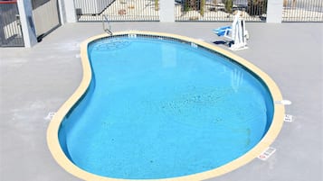 Seasonal outdoor pool, pool umbrellas, sun loungers