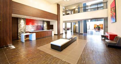 Embassy Suites by Hilton Detroit Livonia Novi