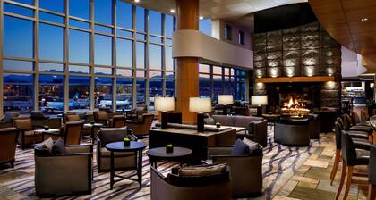 Fairmont Vancouver Airport In-Terminal Hotel