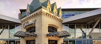 Fairmont Vancouver Airport In-Terminal Hotel