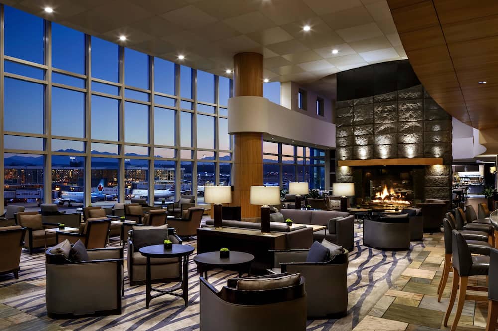 Fairmont Vancouver Airport In-Terminal Hotel
