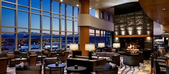 Fairmont Vancouver Airport In-Terminal Hotel