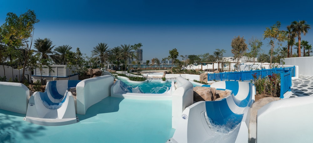 Le Méridien Mina Seyahi Beach Resort & Waterpark by null