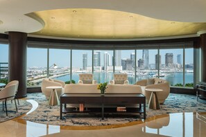 Presidential Suite, 1 Bedroom, Breakfast, Happy Hour, Afternoon Tea | Premium bedding, down comforters, pillowtop beds, minibar