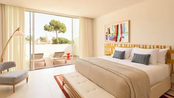 Down duvets, minibar, in-room safe, desk