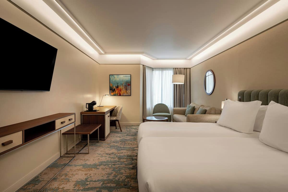 Premium bedding, minibar, in-room safe, desk
